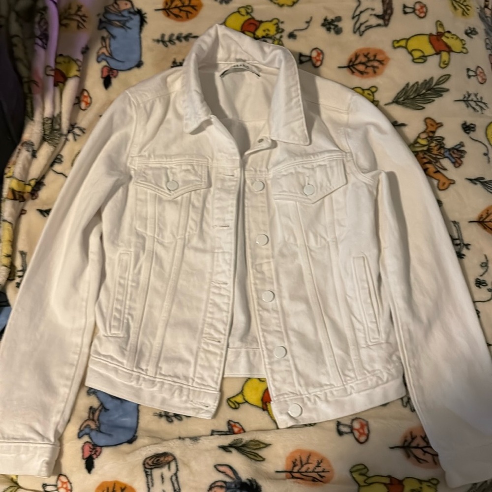 White Jean jacket from the brand Jbrand in a size XS